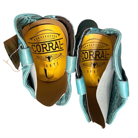 CORRAL WOMEN'S TALL BLUE EMBROIDERY WESTERN BOOT - women’s size 10 - Picture 8 of 9